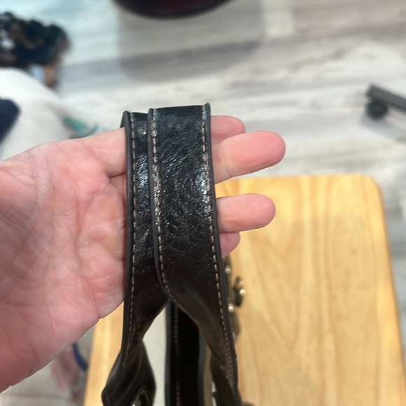 Vintage bag with gold accents excellent condition see pictures - Picture 6 of 7